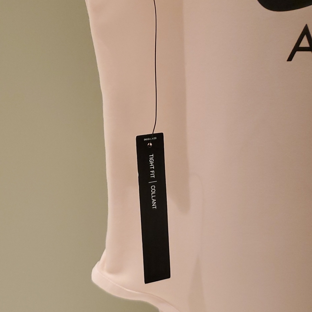 SOLD! Nike Women's Air Tank Bodysuit NWT - Picture 5 of 6